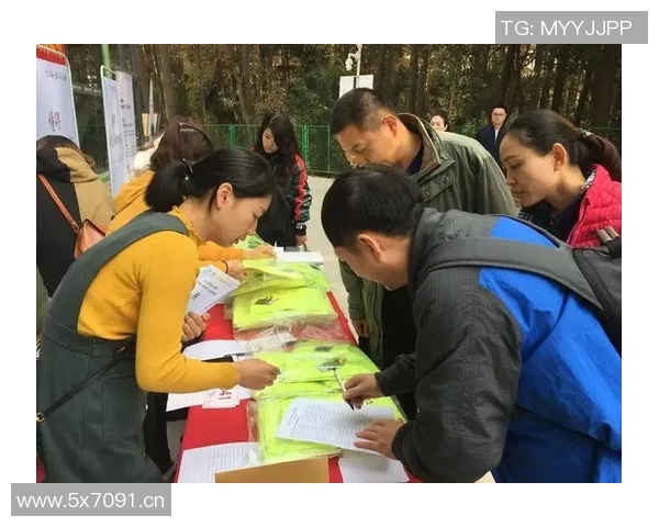 杭州羽毛球队比赛经验分享与提升策略探讨分析