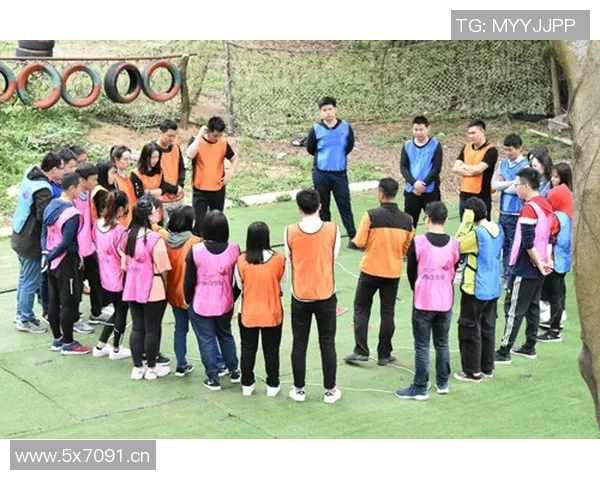 深圳飞盘队与北京飞盘队赛后复盘探讨团队协作的成功与不足之处